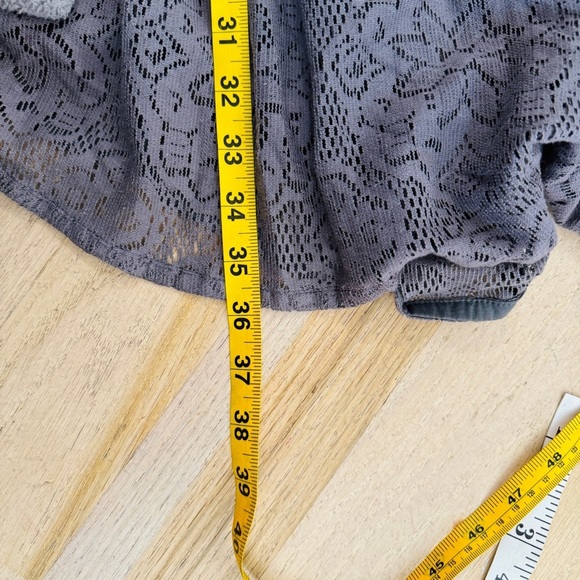 Matta NY gray lace 3/4 sleeves tunic - Picture 10 of 10